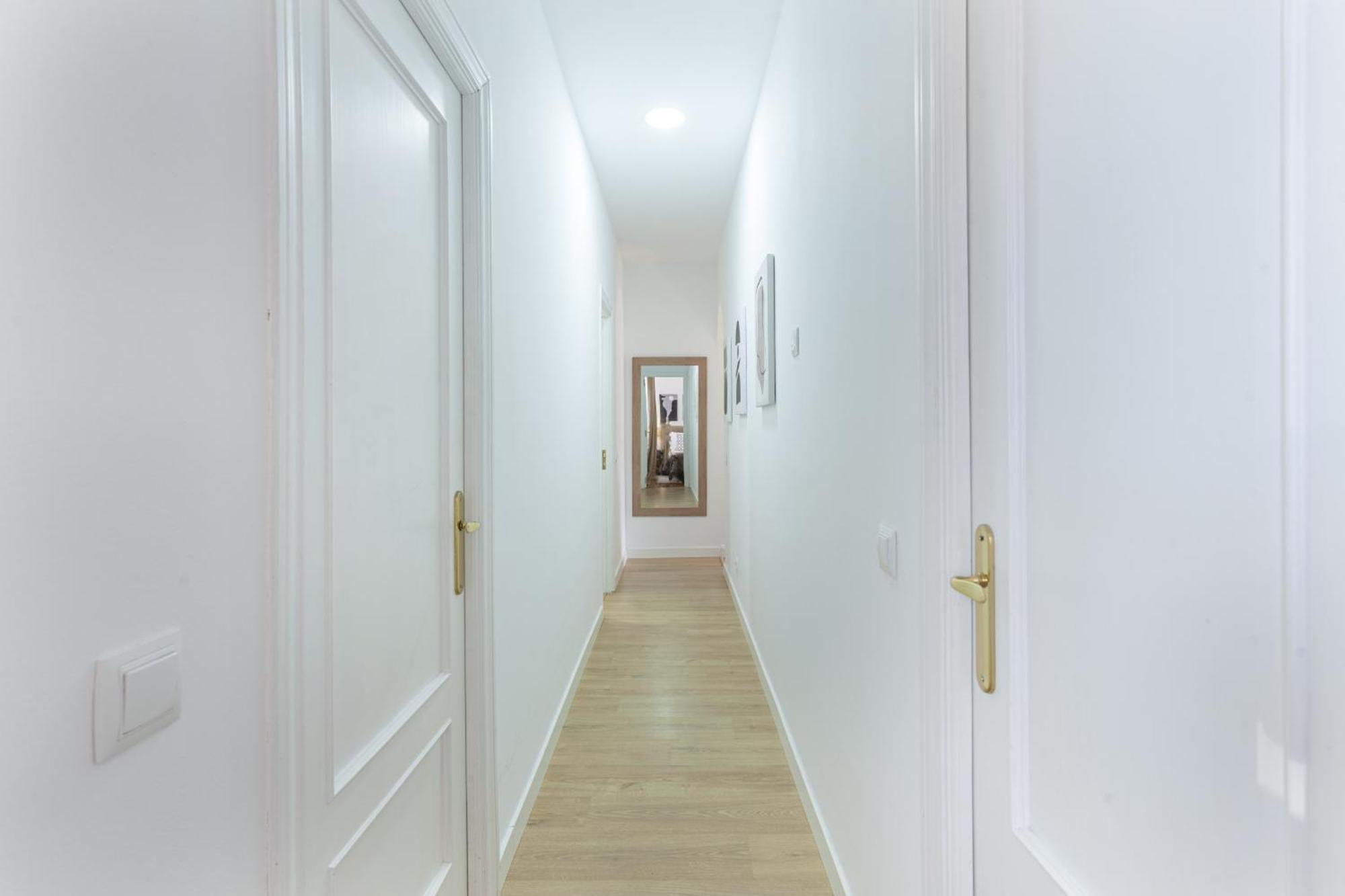 Apartamento Santa Ana Place En マドリード エクステリア 写真